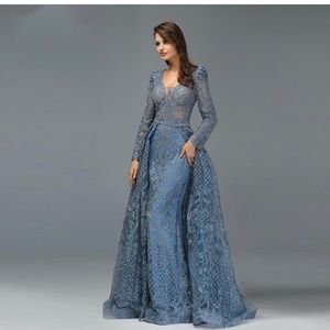 worn for 4 hours formal dress